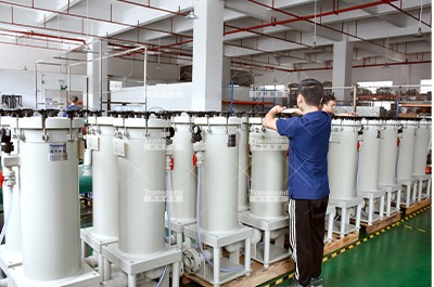 貴金屬電鍍過濾機(jī)組裝