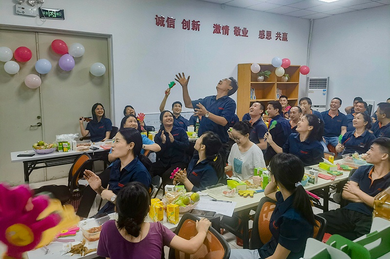 東莞市創(chuàng)升機械設備有限公司快樂會議