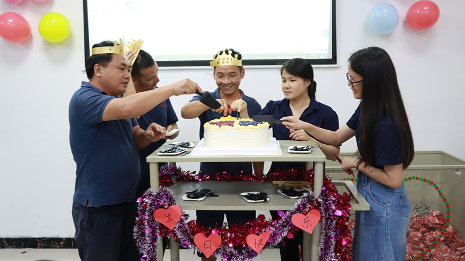 創(chuàng)升泵業(yè)-慶祝員工生日